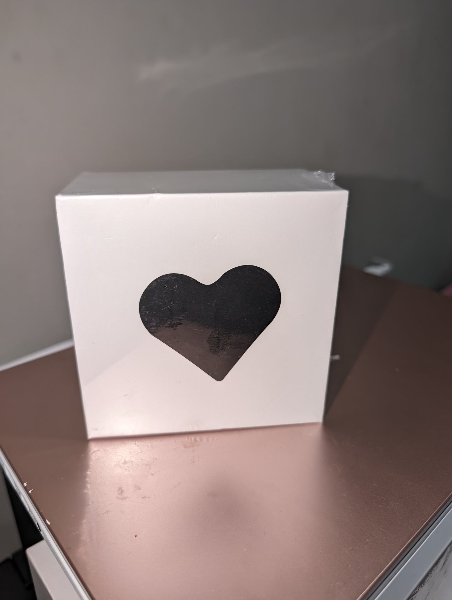 Heart earbuds, water resistance